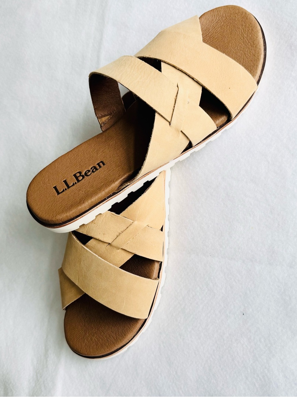 LL Bean Tan Leather Crisscross Strappy Slide Neutral Sandals Size 9 NWOT